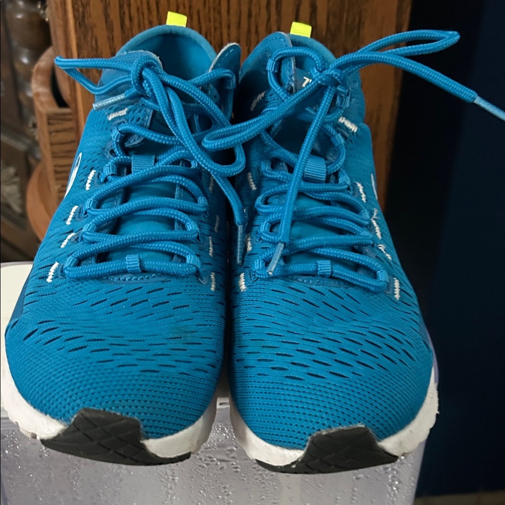 Zumba Fitness Teal Blue Athletic Shoes with Neon Yellow Accent